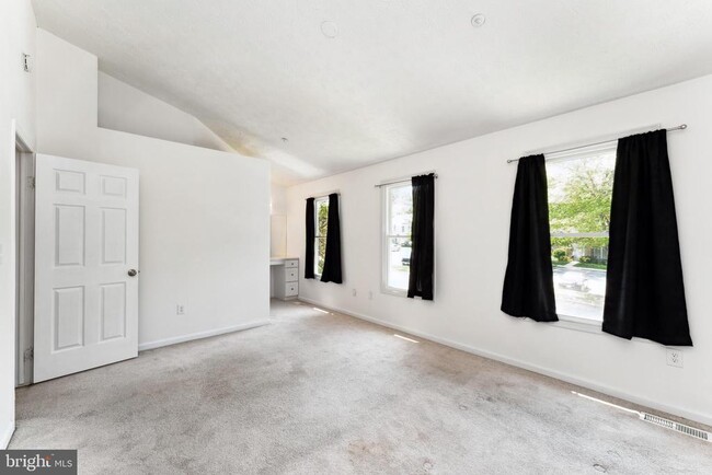 Building Photo - 12616 Wrightwood Ct