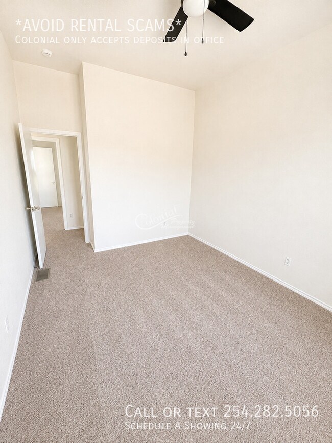 Building Photo - 3805 Woodrow Dr