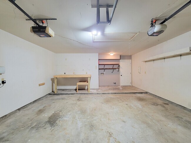 Building Photo - 14407 Sun Harbor Dr