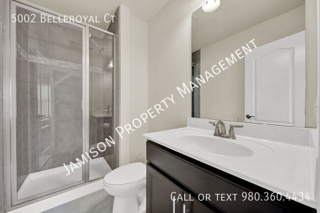 Building Photo - 5002 Belleroyal Ct