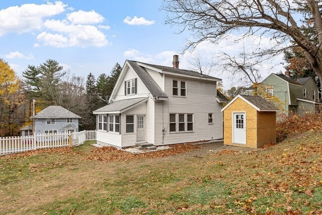 Building Photo - 577 Chandler St