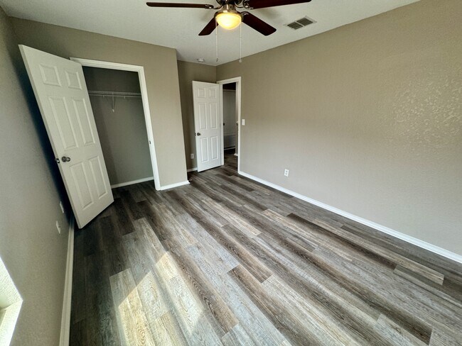 Building Photo - 27327 Lasso Bend