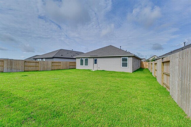 Building Photo - 6606 Tricolor Beech Ln