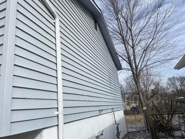 Building Photo - 1657 Ventnor Pl
