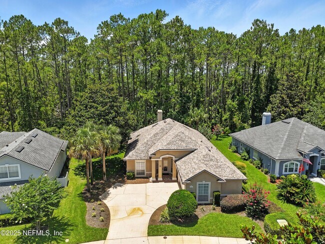 Building Photo - 4565 E Seneca Dr