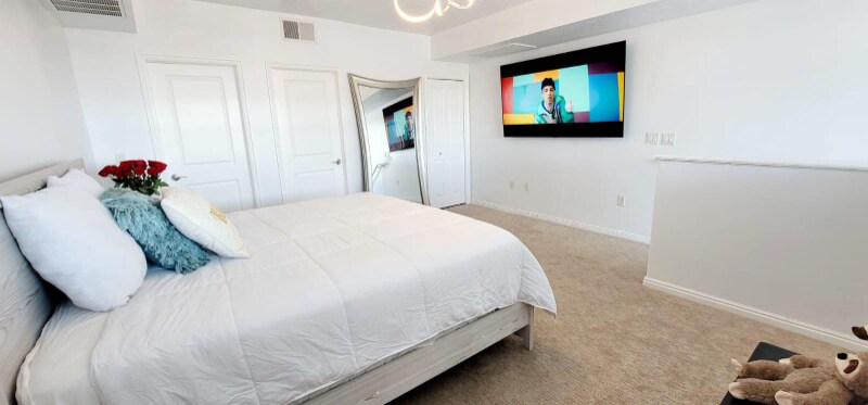 Building Photo - 5 S 500 W