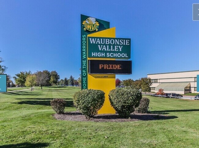 Building Photo - 458 Watercress Dr