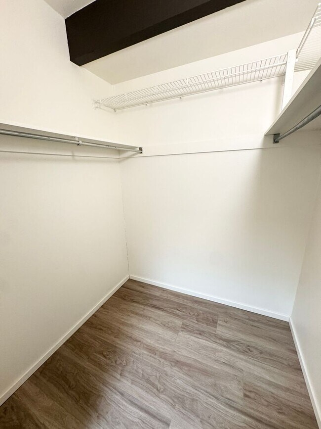 Building Photo - 1503 Brown Dr