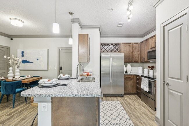 Building Photo - Cortland World Gateway