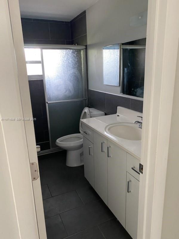 Building Photo - 35 NE 13th St