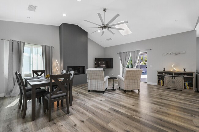 Building Photo - 79575 Camelback Dr