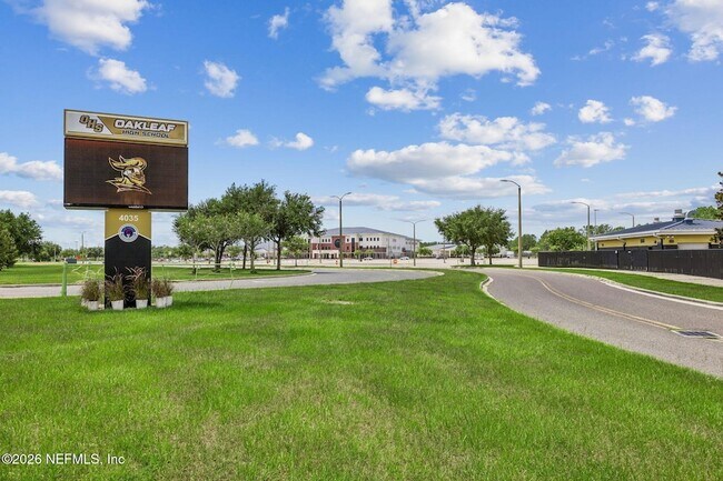 Building Photo - 785 Oakleaf Plantation Pkwy