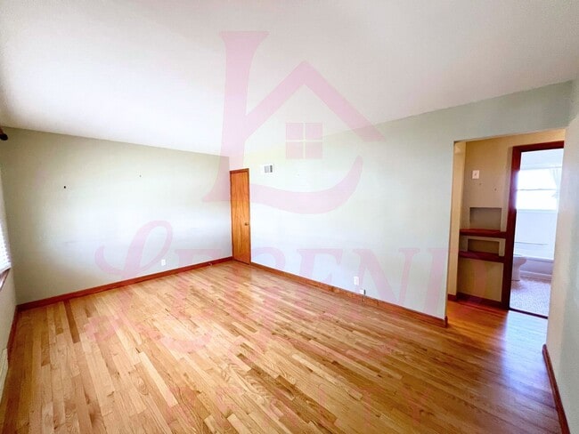 Building Photo - COMING SOON!  Adorable 2 Bedroom Home in Clifton Heights!  No Showings Until After 6/1!