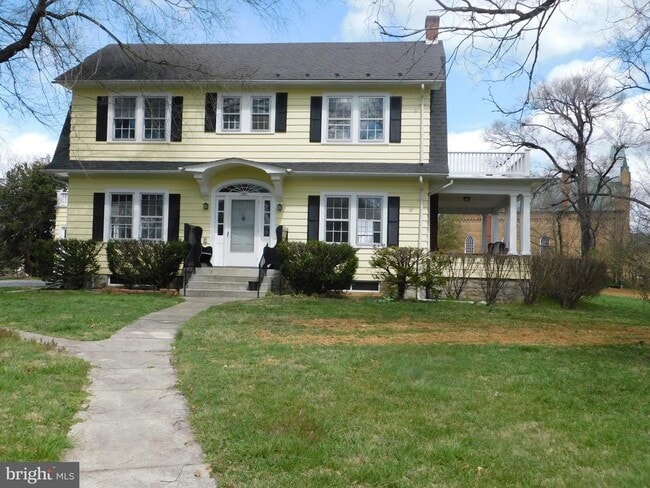 Building Photo - 179 Berrys Ferry Rd