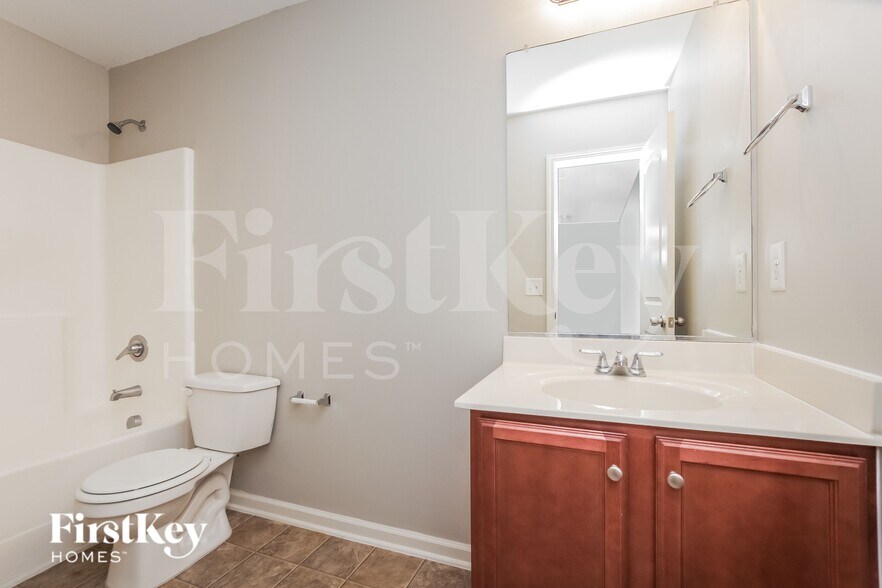 Building Photo - 3503 Whitworth Dr