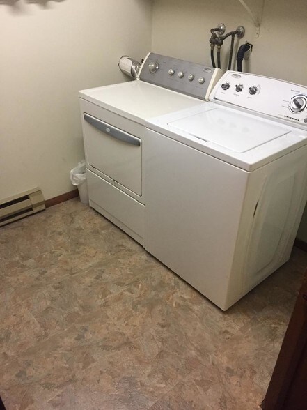 Building Photo - 7 Palmer Ave