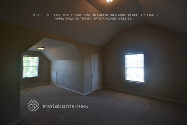 Building Photo - 1378 Persimmon Ct