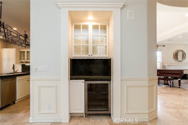 Building Photo - 7 Camellia