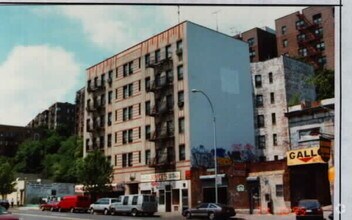 Building Photo - 5057 Broadway
