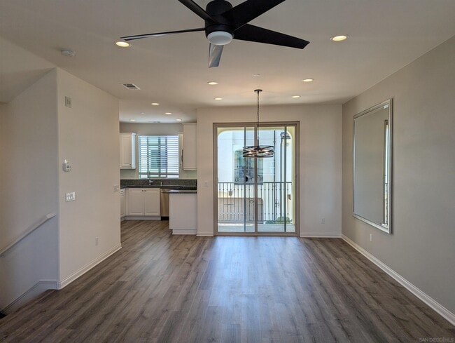 Building Photo - 16045 Veridian Cir