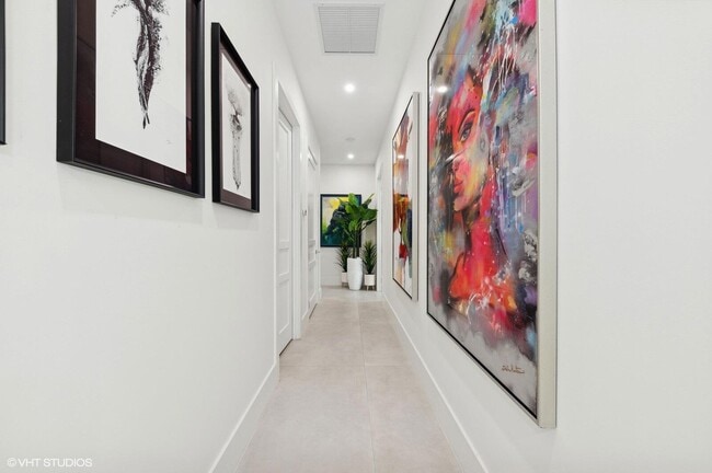 Building Photo - 8533 N Native Dancer Rd