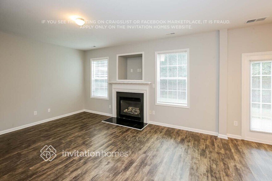 Building Photo - 2427 Godsey Wood Dr