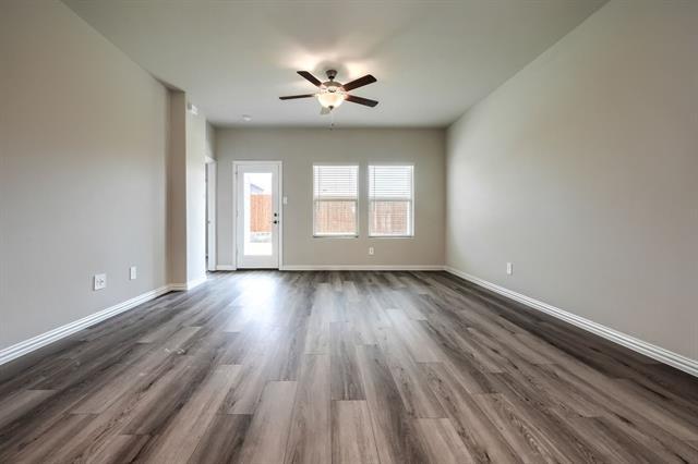 Building Photo - 512 Ezra Ln