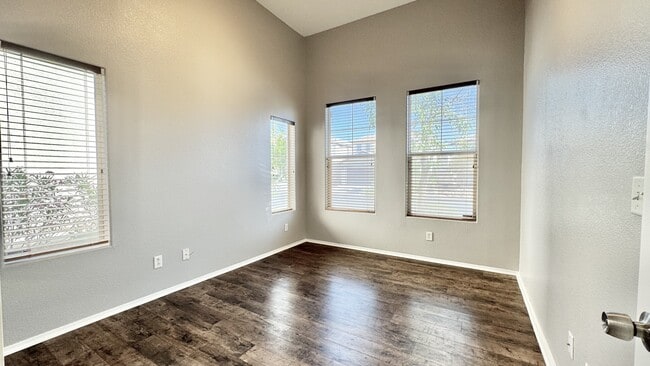 Building Photo - 4663 Aventura Canyon Ct