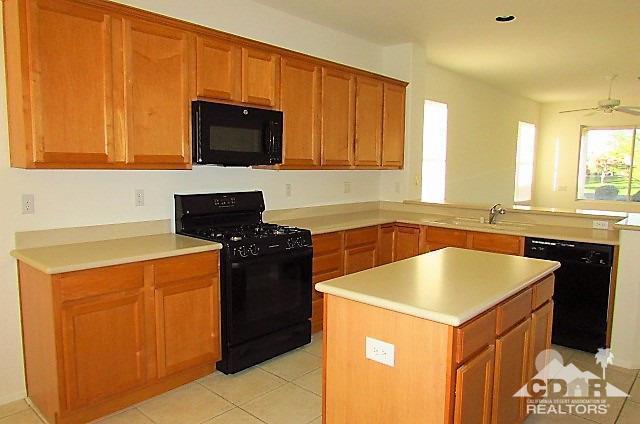 Building Photo - 39261 Mirage Cir