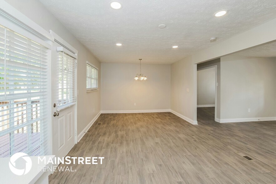 Building Photo - 7441 Homestead Dr