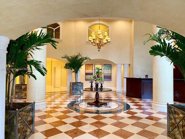 Primary Photo - 20000 E Country Club Dr