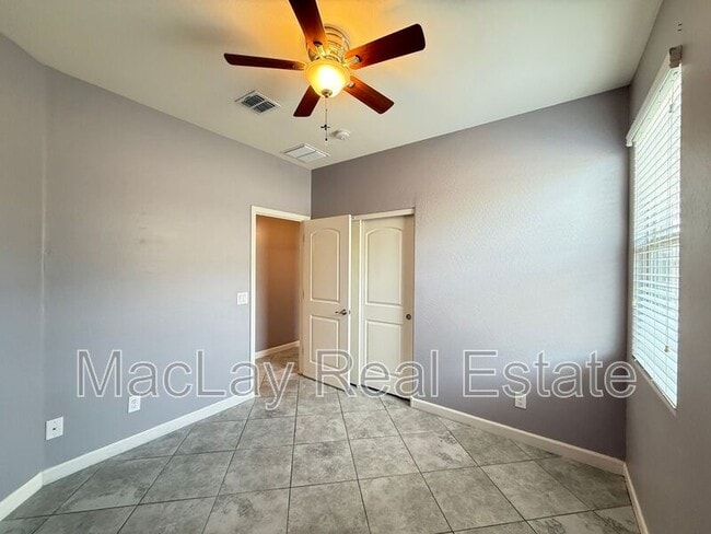 Building Photo - 23849 W Tamarisk Ave