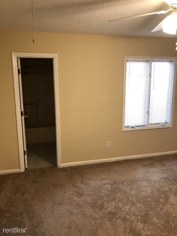 Building Photo - 2 br, 2 bath Condo - 2108 Tiffany Drive