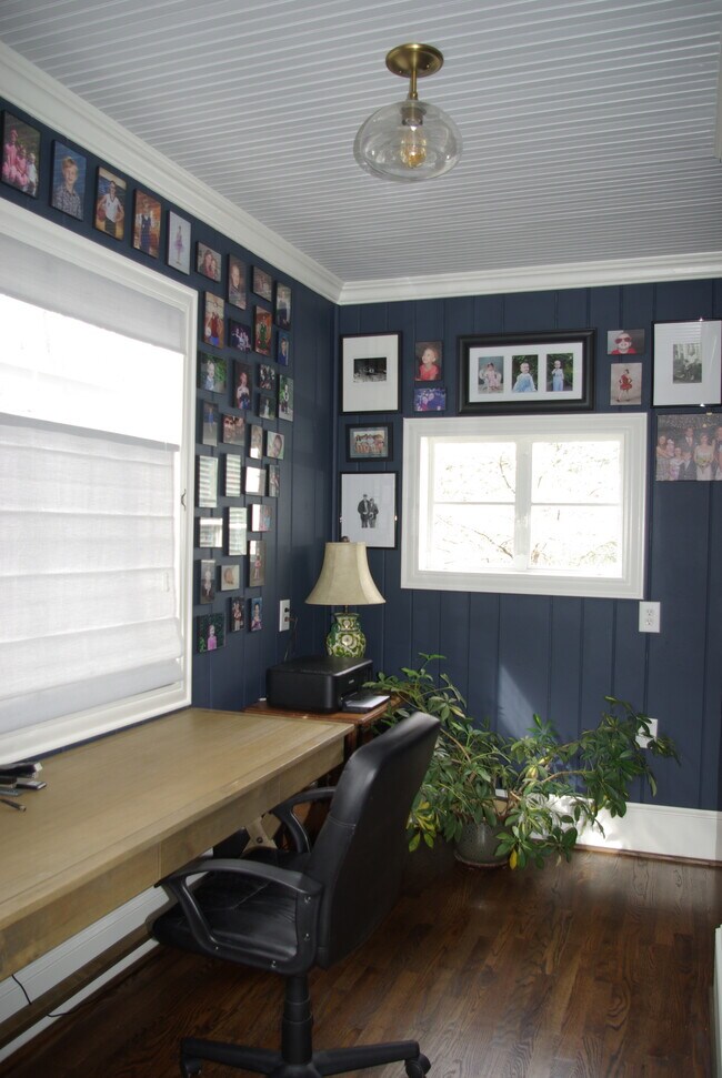 Building Photo - 24 Sevier St