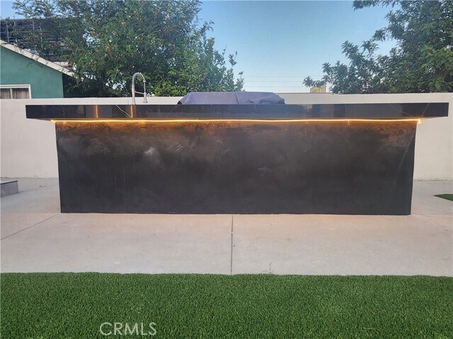 Building Photo - 20522 Sherman Way