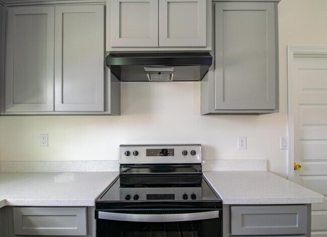 Building Photo - 3012 W Sandlewood St