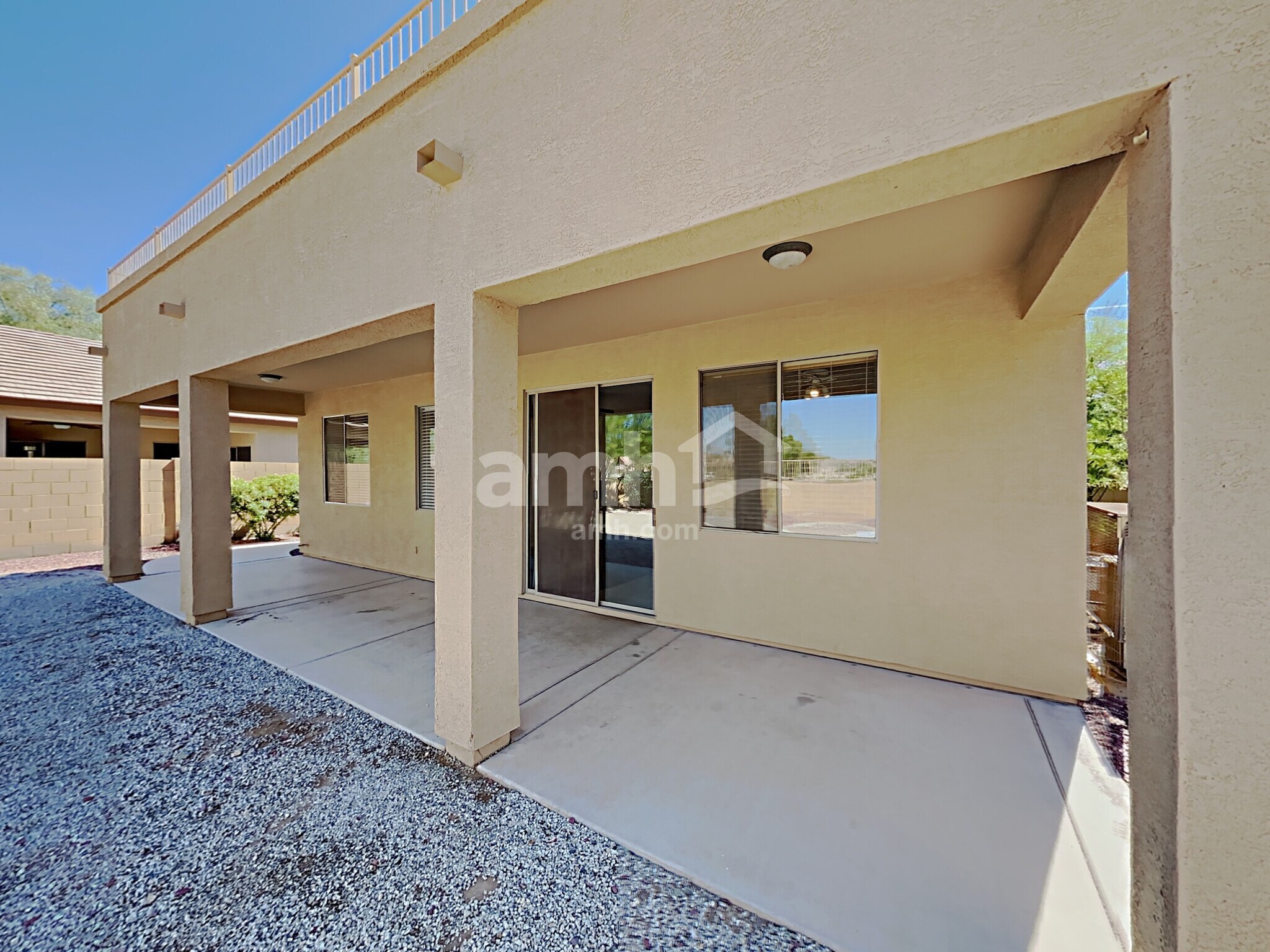 Building Photo - 17514 W Ocotillo Ave