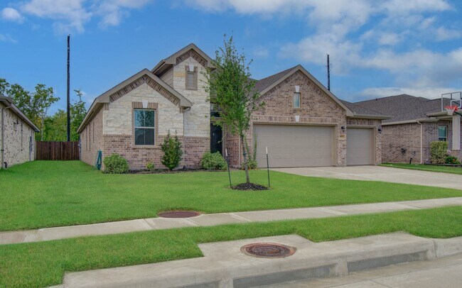 Building Photo - 4603 Bay Vista Dr