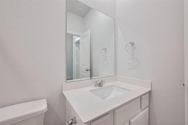 Building Photo - 8010 Whisper Grove Dr