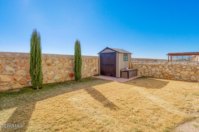 Building Photo - 13102 Cozy Cove Ave