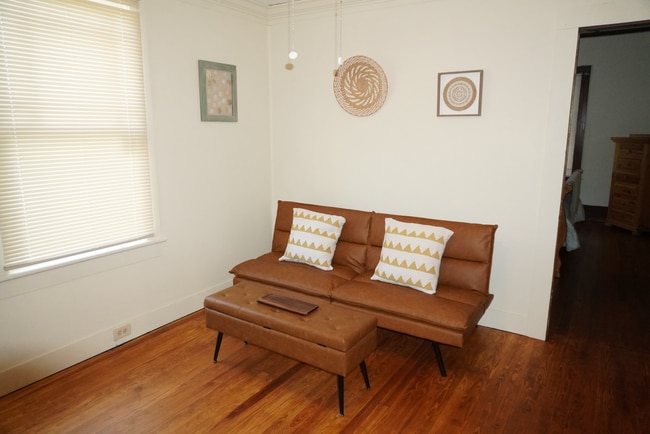 Building Photo - 2120 Reynolds St