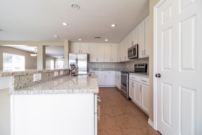 Building Photo - 2677 Grassmoor Loop