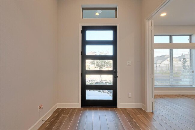Building Photo - 29808 Breezy Pnes Lp