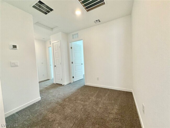 Building Photo - 913 Rosy Starling St