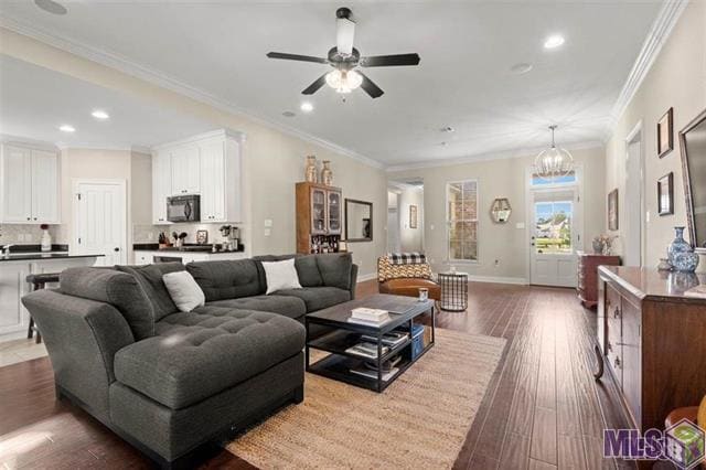 Building Photo - 13009 Roundlake Dr