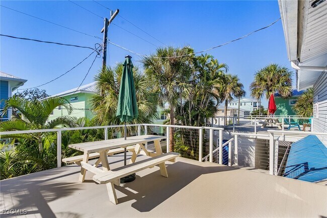 Building Photo - 135 Delmar Ave