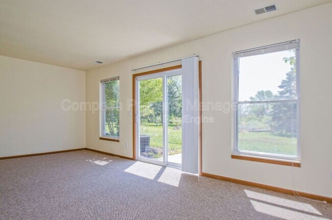 Building Photo - 10939 64th Ave