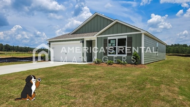 Building Photo - 556 Saddlewood Bnd