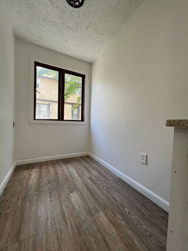 Building Photo - 19277 Dorothy Ave