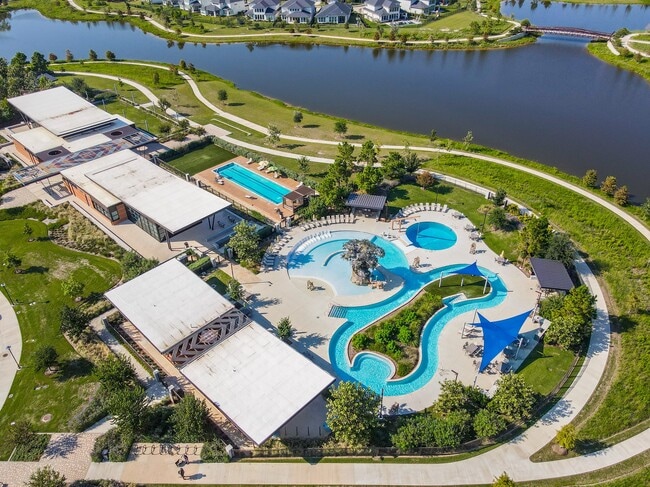 Building Photo - 10807 Cloaked Wing Ct